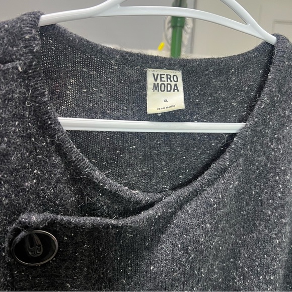 VERO MODA Black Asymmetrical Button Sweater Size XL Ribbed Galaxy Sweater - Picture 8 of 9